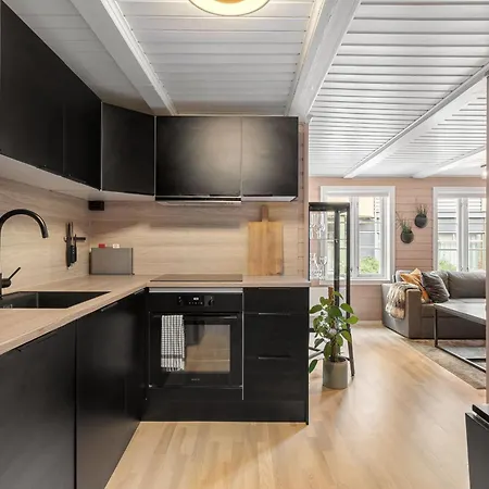 Arctic Homes - Red Polar House