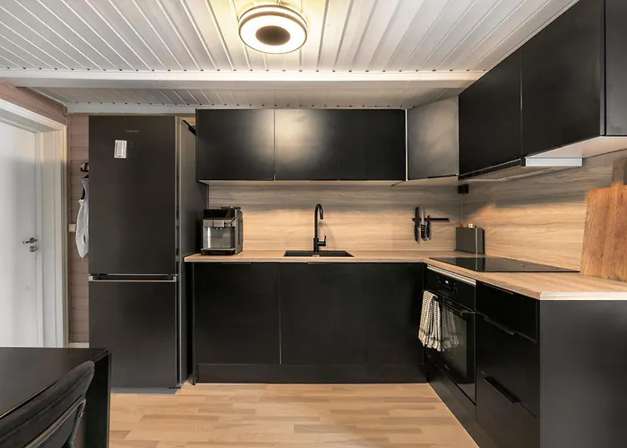 Apartment Arctic Homes - Red Polar House